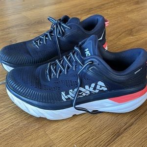 HOKA bondi 7 sneakers